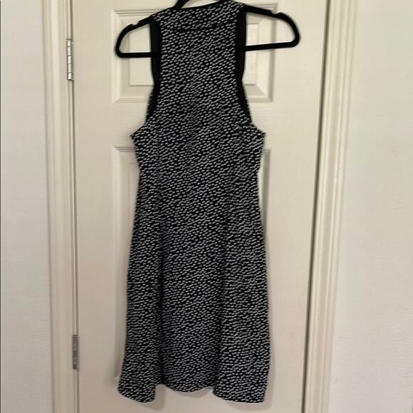 Black and White Polka Dot Dress - Picture 4 of 6